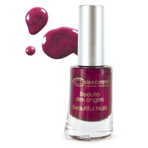 vernis-a-ongles-nacres-bordeaux